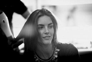 世界权威模特网红,揭秘世界顶级模特网红的璀璨风采