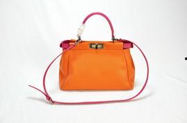 芬迪墨镜明星同款,揭秘芬迪墨镜的时尚魅力