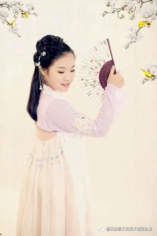 董完了明星祝福,共贺盛典时刻