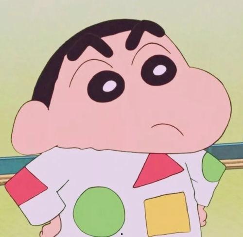 网红蜡笔小新防撞贴图,萌趣满满，守护家居安全新选择