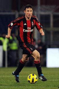 足球明星鲁尼,足球场上的传奇巨星